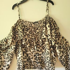 Leopard print off shoulder top size XL